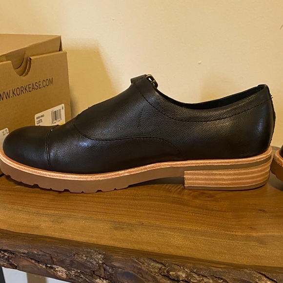 Kork-Ease Black Leather Flats with Tan Soles - Picture 2 of 9